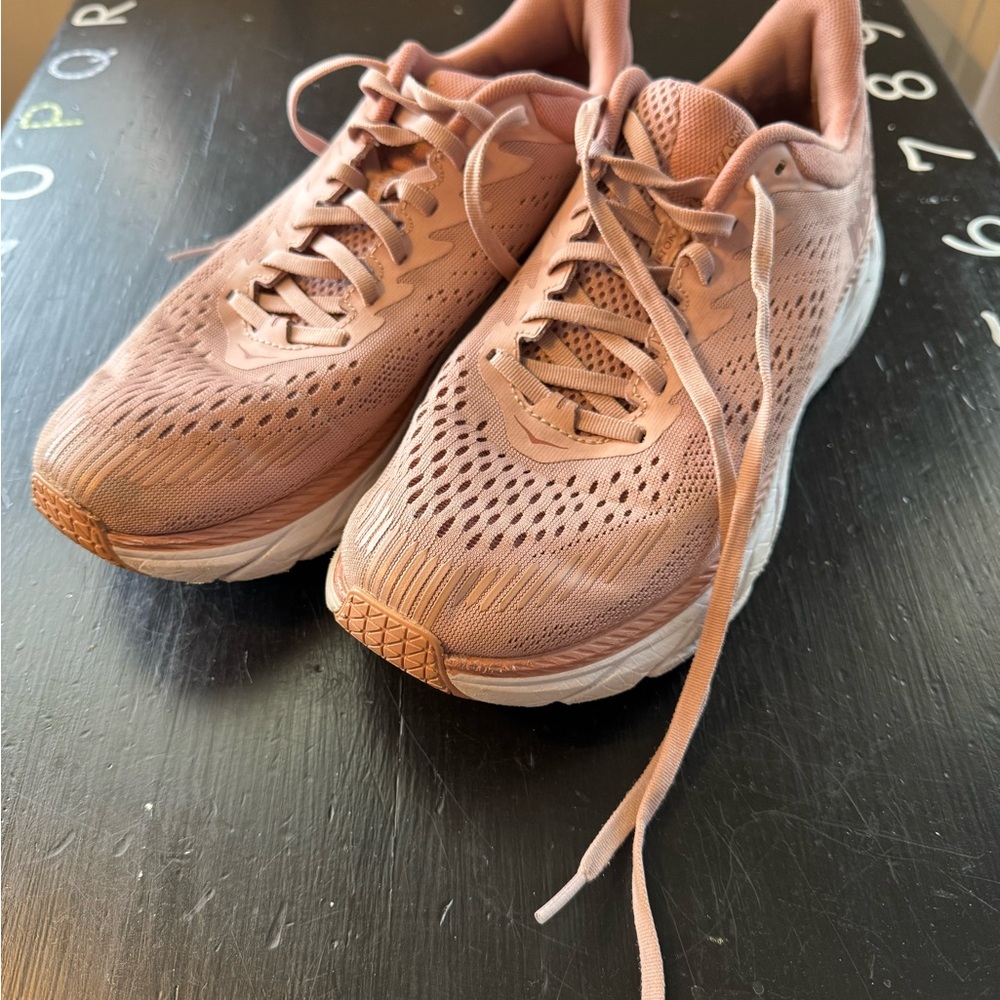 Hoka Clifton sneakers